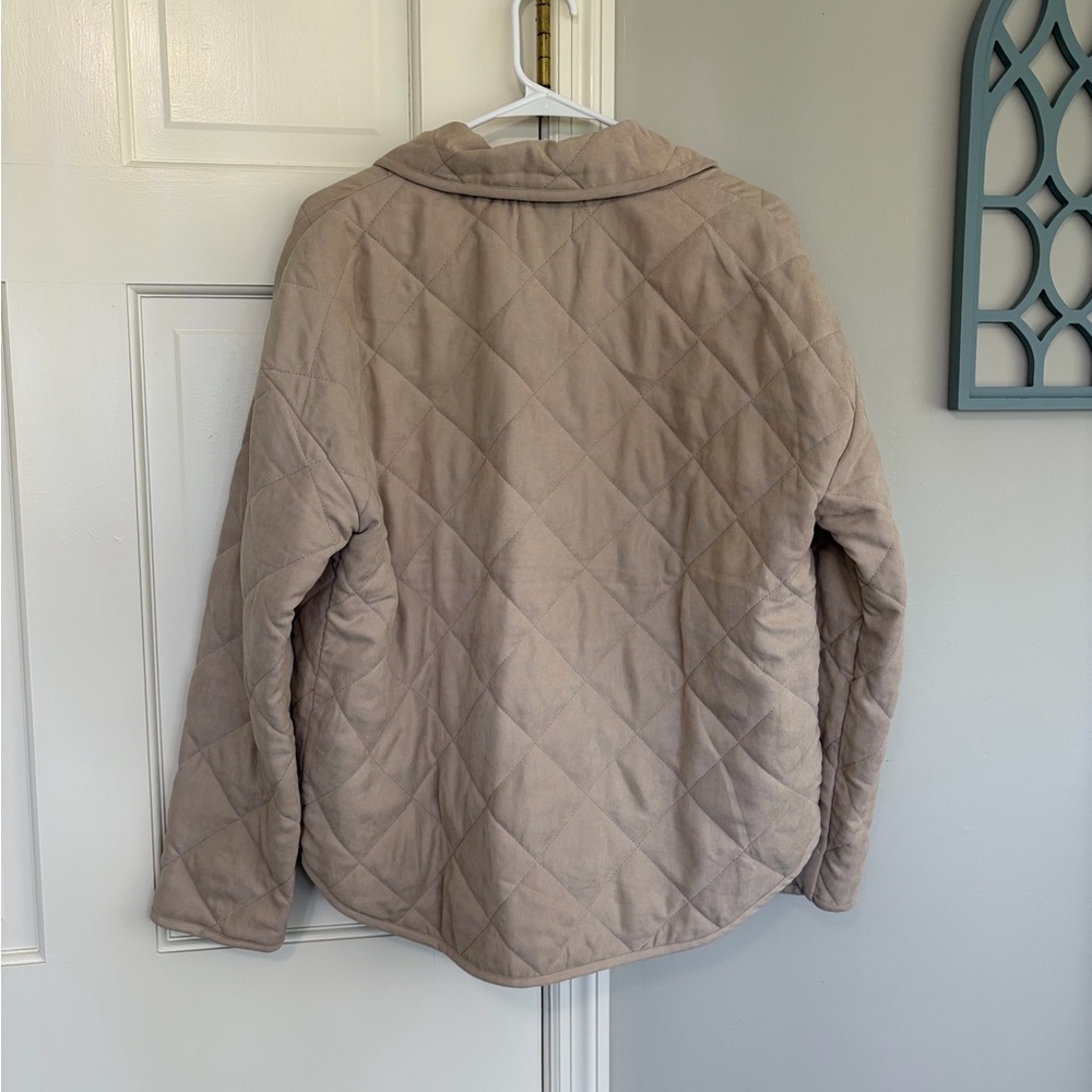 BE COOL Quilted Button-Front Jacket in Taupe - Picture 3 of 4
